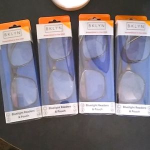 Set of 4 +2.00 Bluelight Readers.